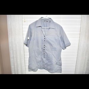 Short sleeve dress shirt